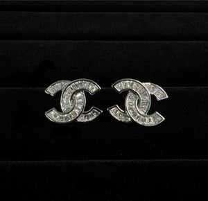 Small R c Silver