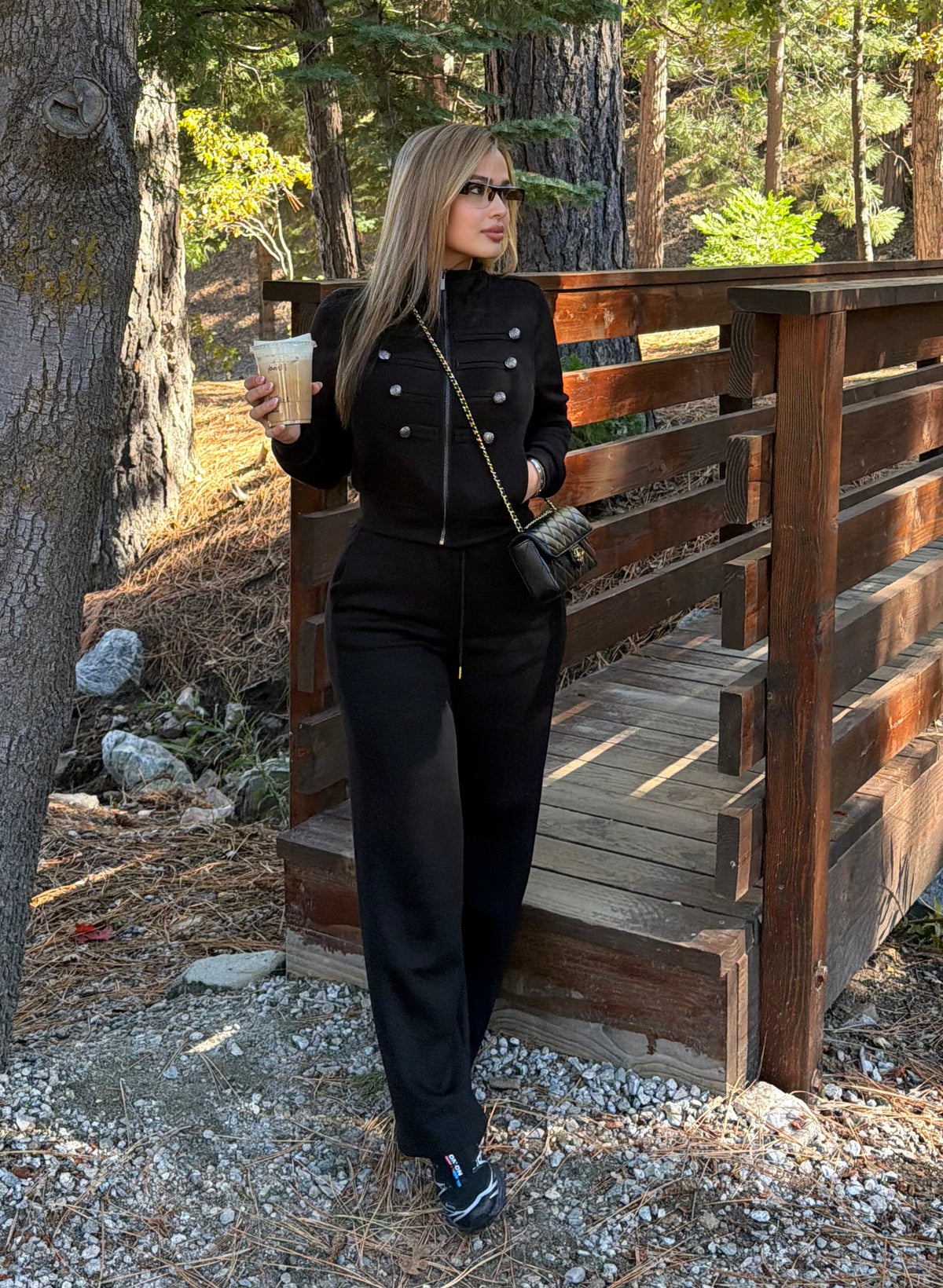 Brisell blk two piece SET